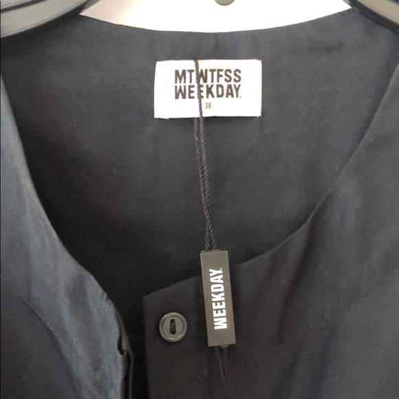 NWT black romper - Picture 2 of 6